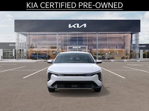 Certified 2025 Kia K4 EX FWD image 2