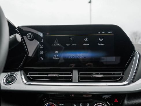 New 2026 Chevrolet Trax LT w/ Driver Confidence Package FWD image 22