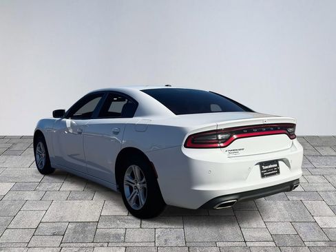 Used 2019 Dodge Charger SXT w/ Leather Interior Group image 5