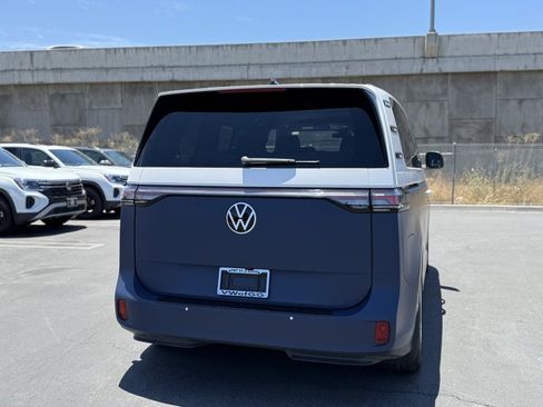 New 2025 Volkswagen ID. Buzz Pro S image 11