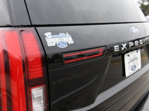 New 2025 Ford Expedition Platinum w/ Driver's Package image 18