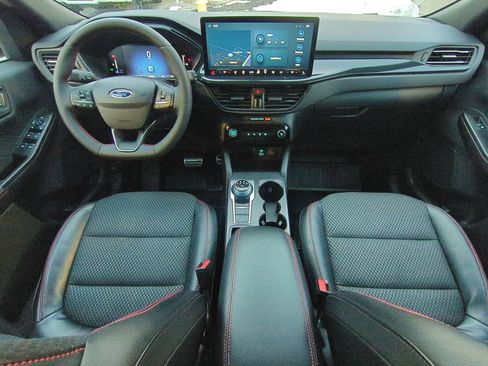 Certified 2023 Ford Escape ST-Line w/ Tech Pack #1 image 15