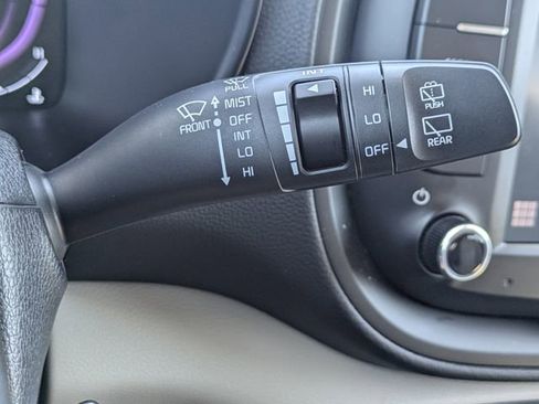 Used 2025 Kia Soul LX FWD image 26