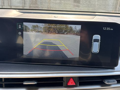 Used 2024 Kia Sorento S image 29