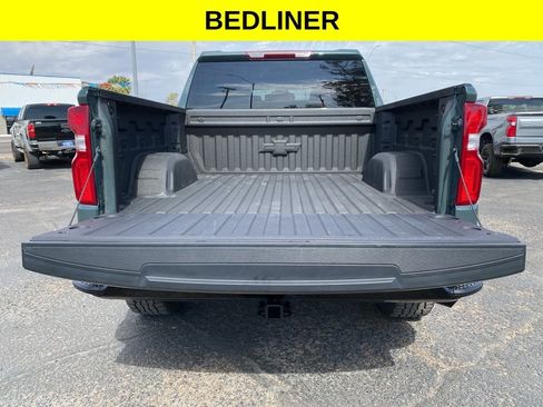 Used 2025 Chevrolet Silverado 1500 LT Trail Boss w/ Dark Appearance Package image 11