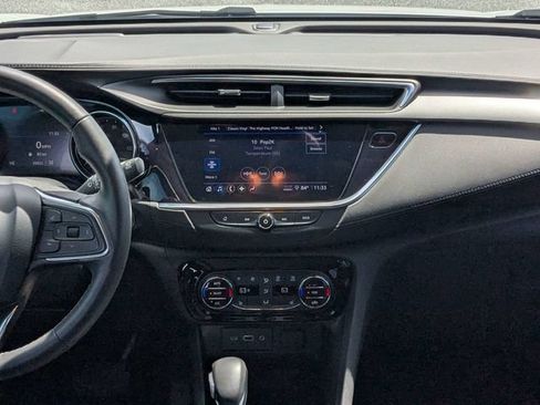 Used 2022 Buick Encore GX Essence w/ Experience Buick Package AWD/4WD image 18