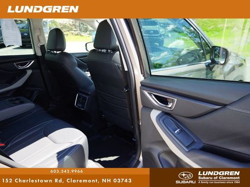 Used 2023 Subaru Forester Limited AWD/4WD image 31