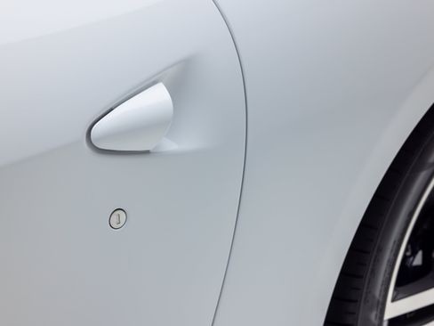 Certified 2023 Ferrari Portofino M RWD image 98