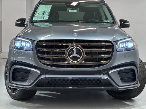 New 2026 Mercedes-Benz GLS 450 4MATIC image 3
