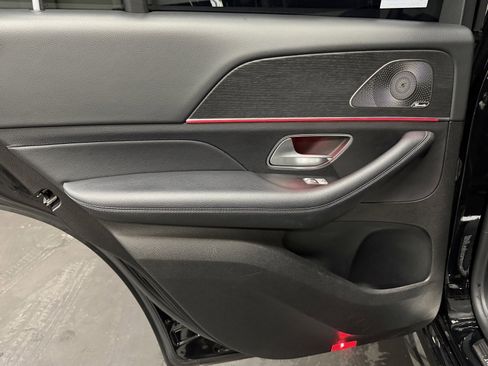 Used 2023 Mercedes-Benz GLE 450 4MATIC image 40