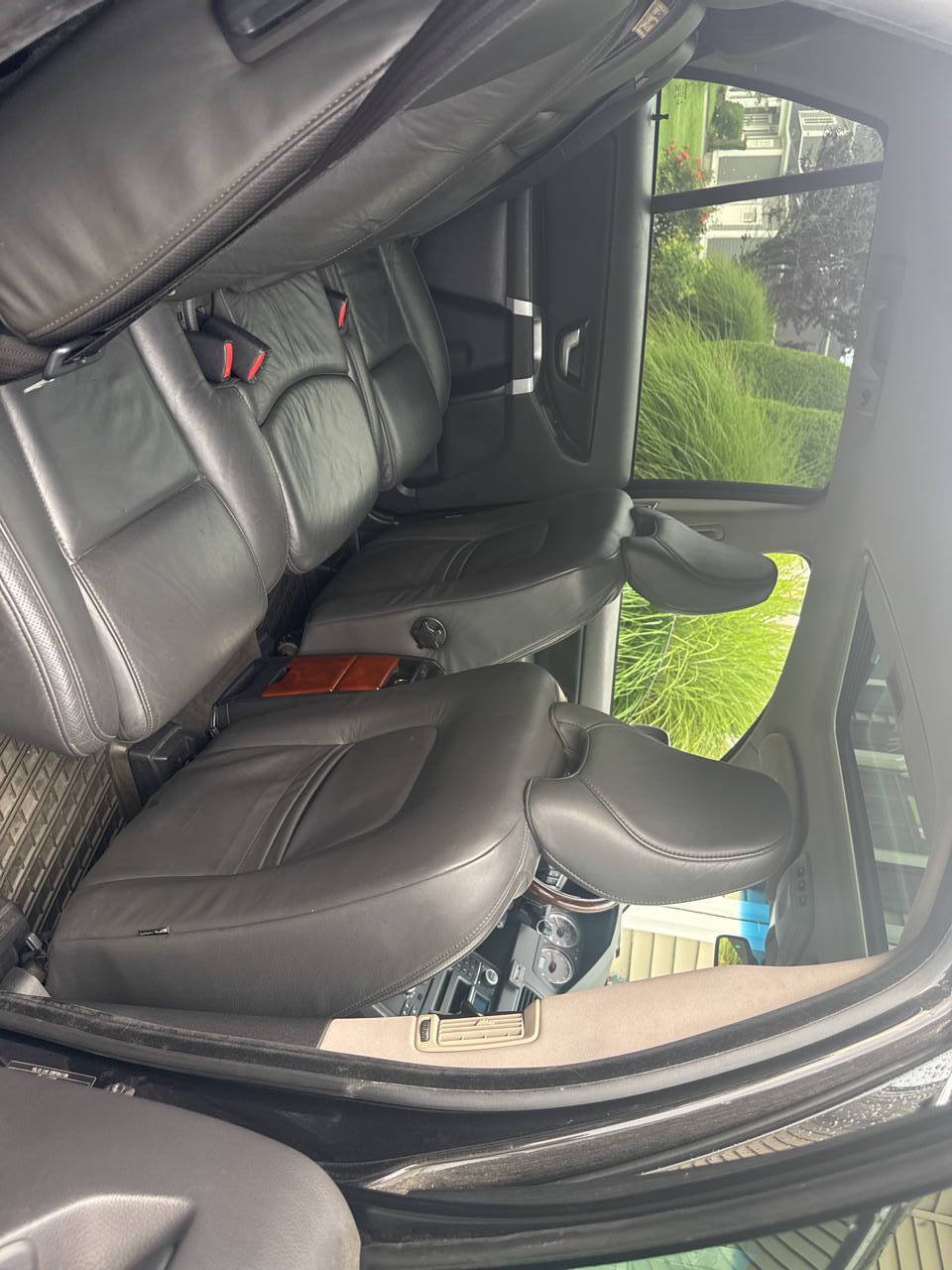 Used 2010 Volvo XC90 V8 AWD/4WD image 12
