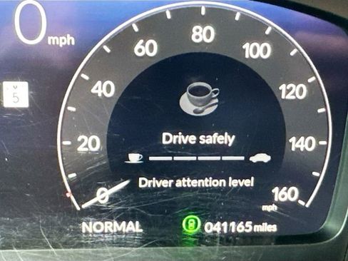 Used 2023 Honda Civic Touring image 12