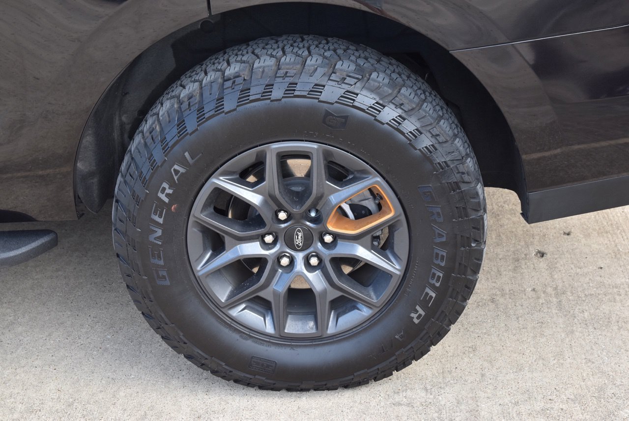 Used 2025 Ford Expedition Tremor AWD/4WD image 14
