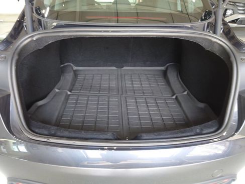 Used 2024 Tesla Model 3 Standard Range RWD image 21