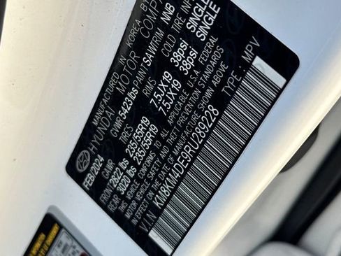 Used 2024 Hyundai Ioniq 5 SE image 54