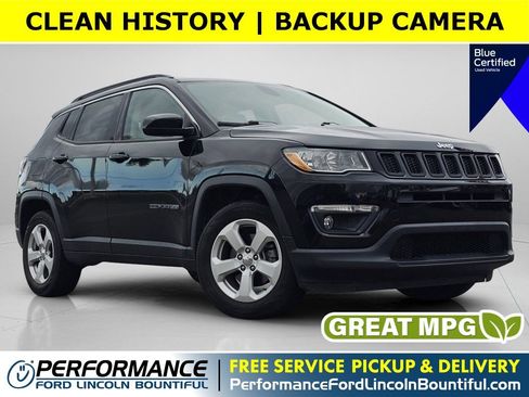 Used 2018 Jeep Compass Latitude image 1