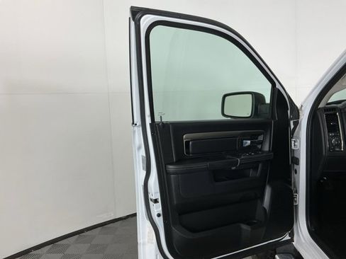 Used 2017 RAM 1500 Sport image 12