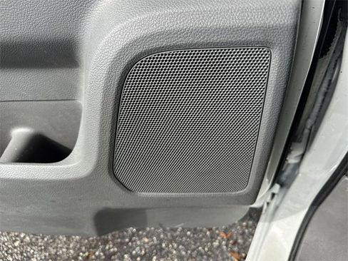 Used 2014 Nissan NV 3500 SV image 23