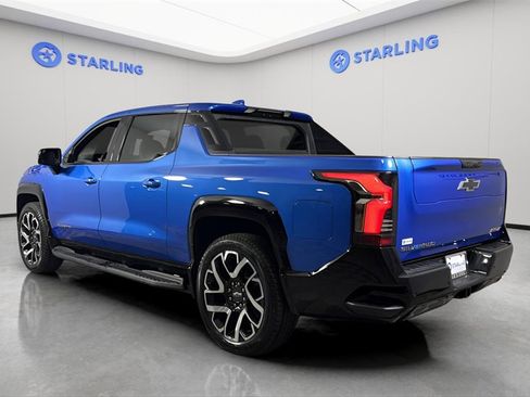 Certified 2025 Chevrolet Silverado EV RST image 5