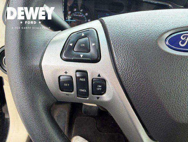 Used 2018 Ford Taurus SE FWD image 14