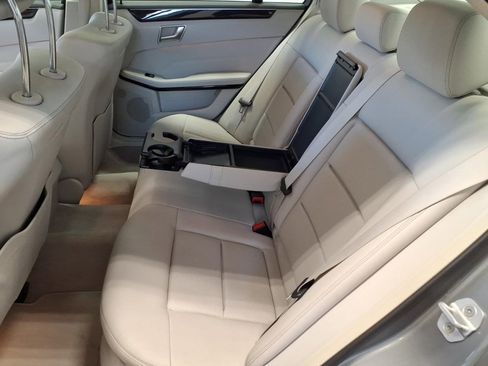Used 2014 Mercedes-Benz E 350 Sedan image 20