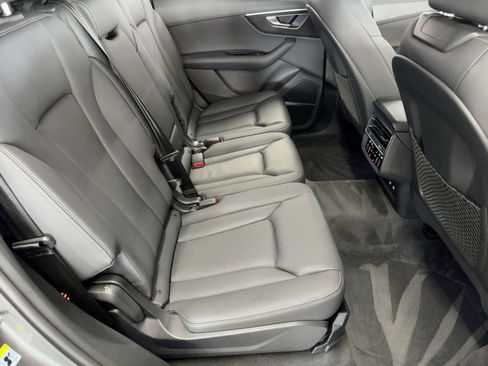 Certified 2025 Audi Q7 2.0T Premium Plus w/ Premium Plus Package image 29