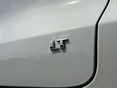 Used 2024 Chevrolet TrailBlazer LT w/ Driver Confidence Package FWD image 16