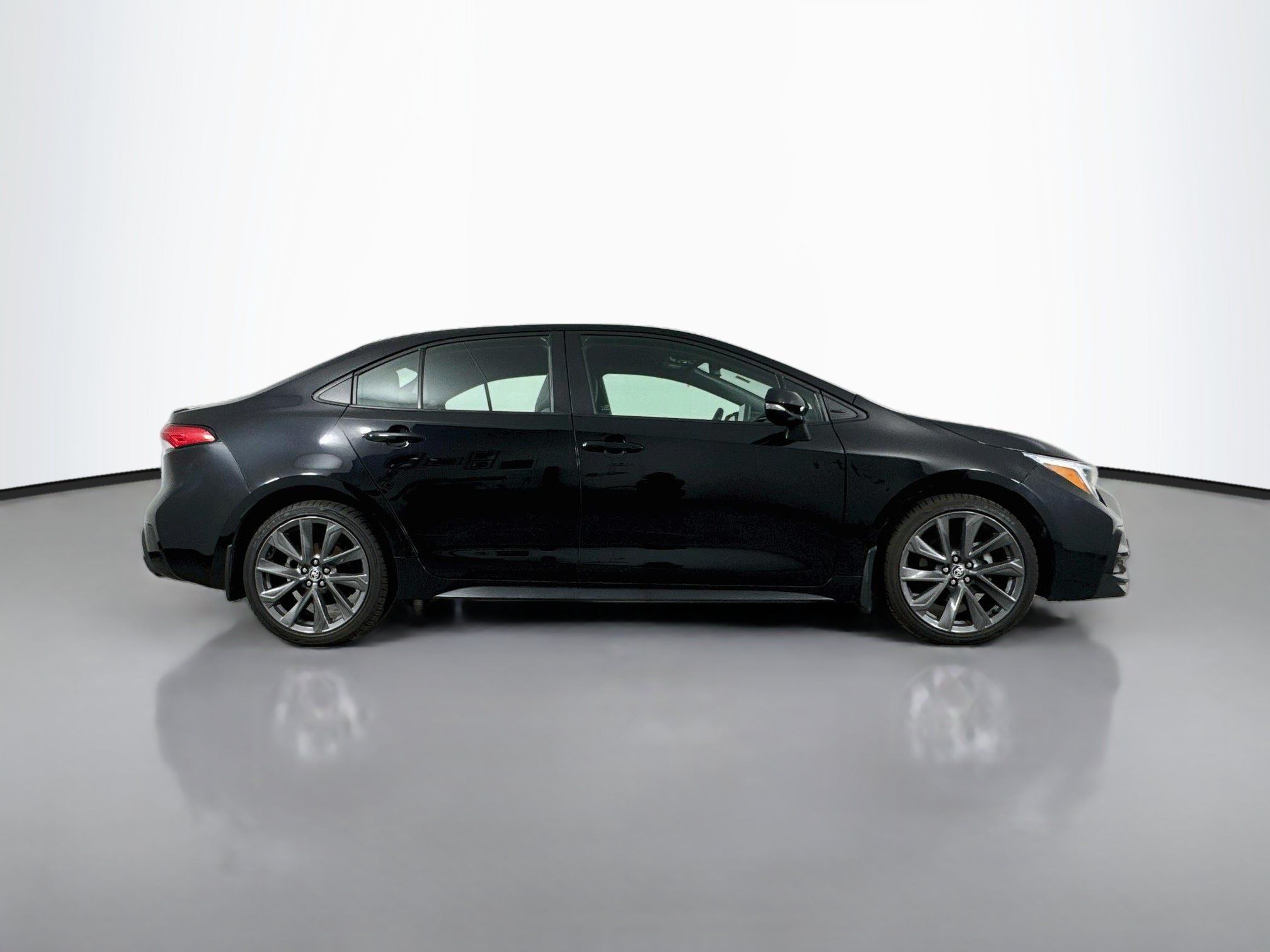 Certified 2023 Toyota Corolla SE FWD image 8
