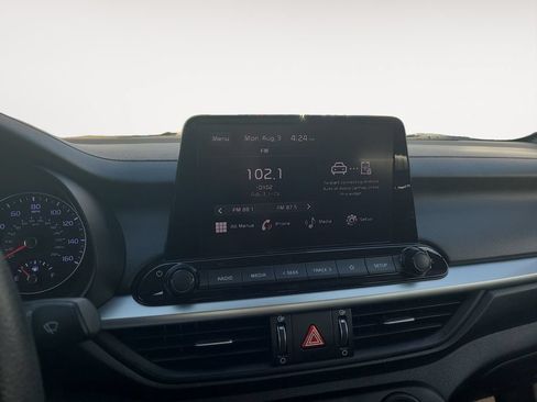 Used 2024 Kia Forte LXS FWD image 19
