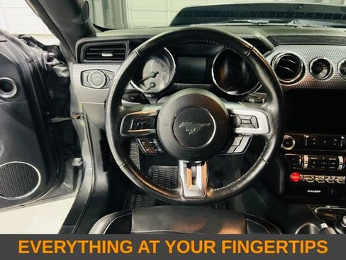 Used 2017 Ford Mustang GT Premium w/ GT Performance Package RWD image 4