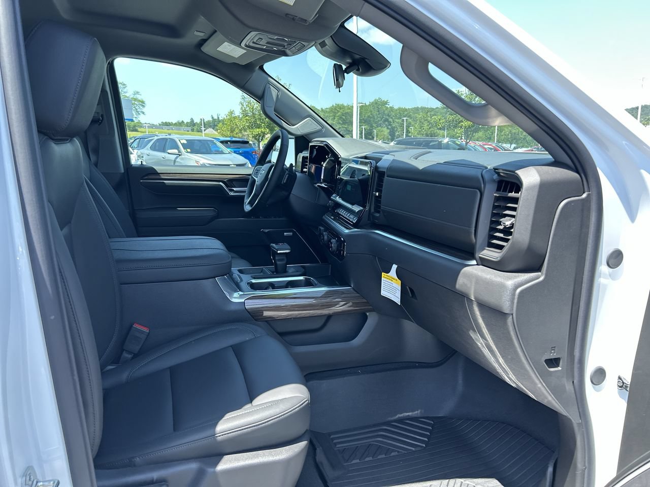 New 2026 Chevrolet Silverado 1500 RST w/ All Star Edition Plus AWD/4WD image 15