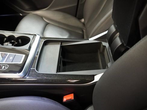 Used 2022 Audi Q7 3.0T Premium Plus image 24