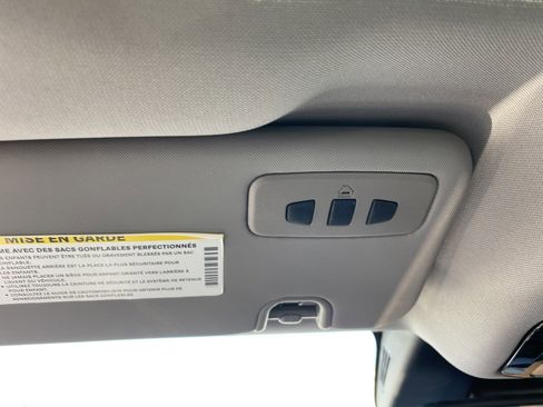 Used 2018 Alfa Romeo Giulia Ti Sport w/ Quick Order Package 22U Sport image 18