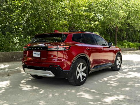 Used 2024 Honda Prologue Touring image 9