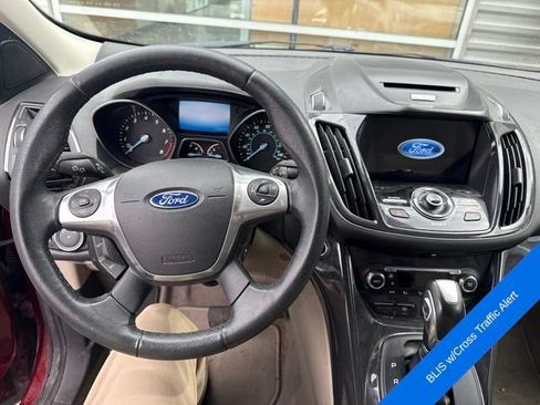 Used 2016 Ford Escape Titanium w/ Equipment Group 301A AWD/4WD image 17