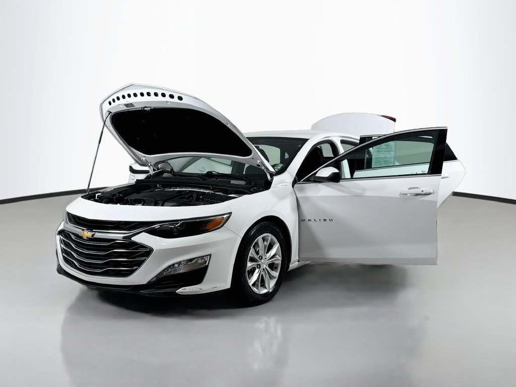 Used 2022 Chevrolet Malibu LT FWD image 19