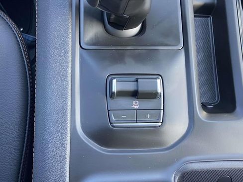 New 2026 GMC Sierra 1500 AT4 w/ AT4 Preferred Package image 22