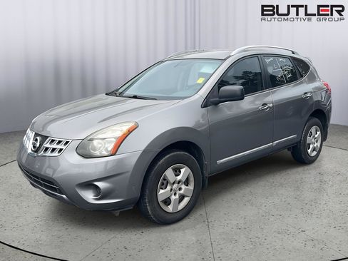 Used 2015 Nissan Rogue S w/ Convenience Package image 1