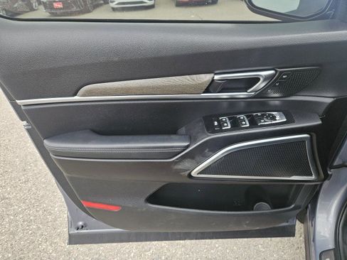 Used 2020 Kia Telluride SX w/ Towing Package image 9