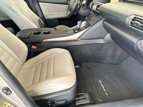 Used 2015 Lexus IS 250 w/ F-Sport Package RWD image 38