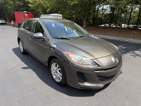 Used 2013 MAZDA MAZDA3 i Touring FWD image 9