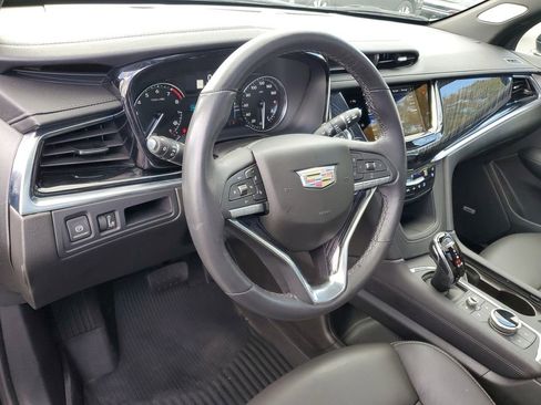 Certified 2024 Cadillac XT6 Premium Luxury image 10