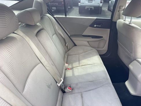 Used 2017 Honda Accord LX image 22