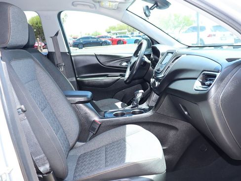 Used 2022 Chevrolet Equinox LT image 35