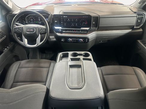 Used 2023 GMC Sierra 1500 Elevation AWD/4WD image 3