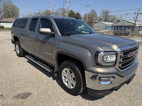 Used 2017 GMC Sierra 1500 SLE w/ SLE Value Package image 7