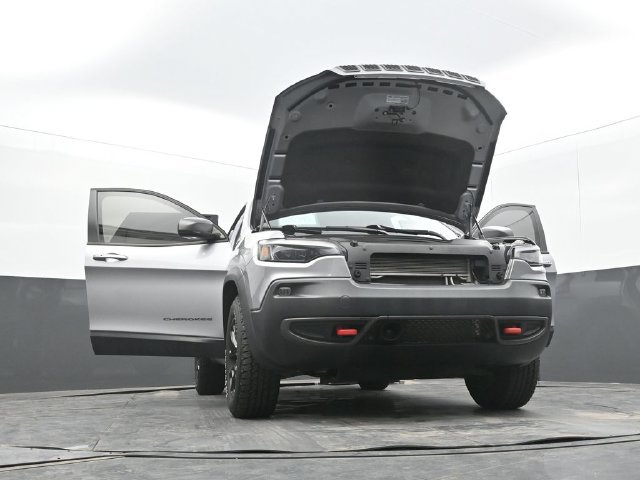 Used 2021 Jeep Cherokee Trailhawk w/ Trailer Tow Group AWD/4WD image 66