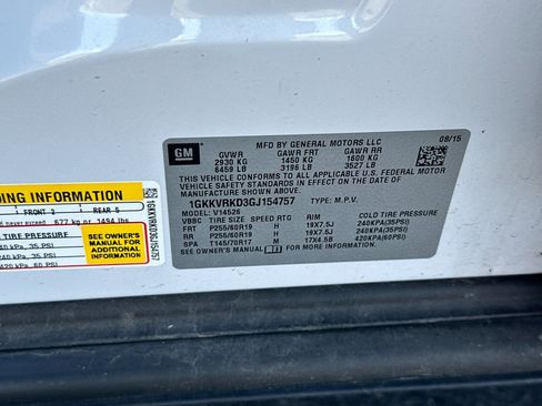 Used 2016 GMC Acadia SLT image 26