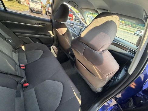 Used 2018 Toyota Camry LE w/ Convenience Package FWD image 45