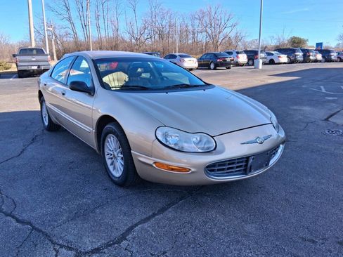 Used 1999 Chrysler Concorde LXi image 3